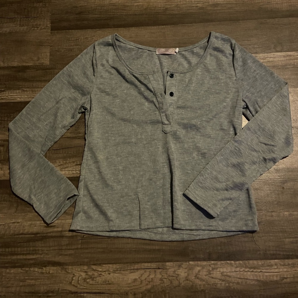 long sleeve crop top